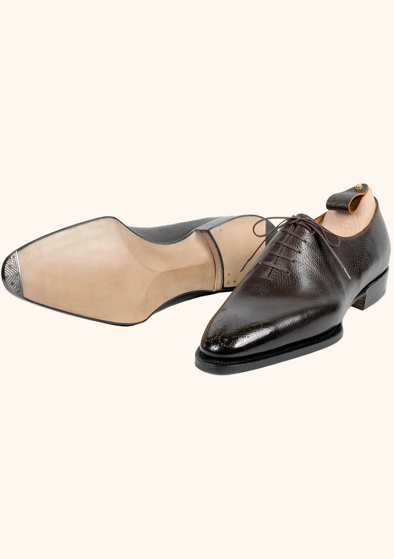 Wholecut Oxfords with Medallion