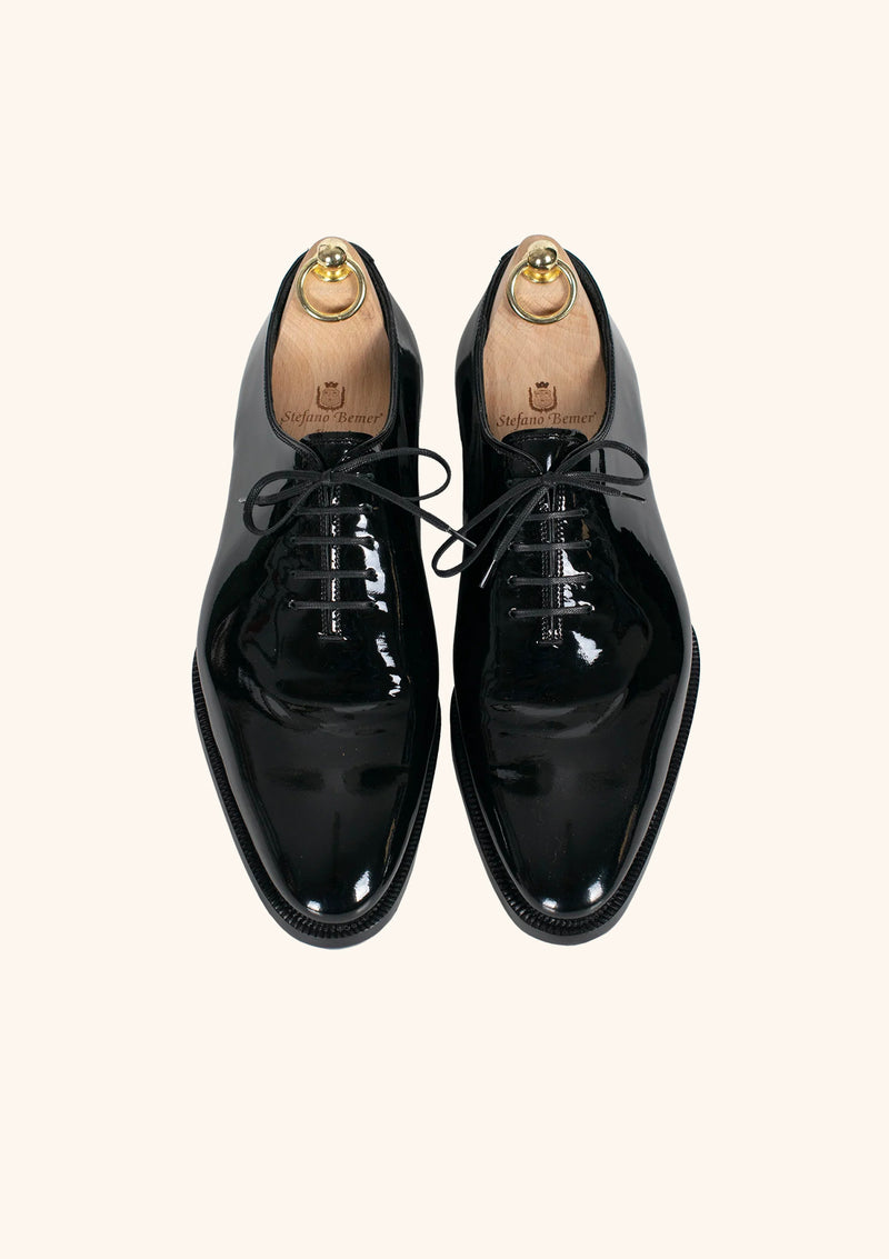 Black Wholecut Oxfords