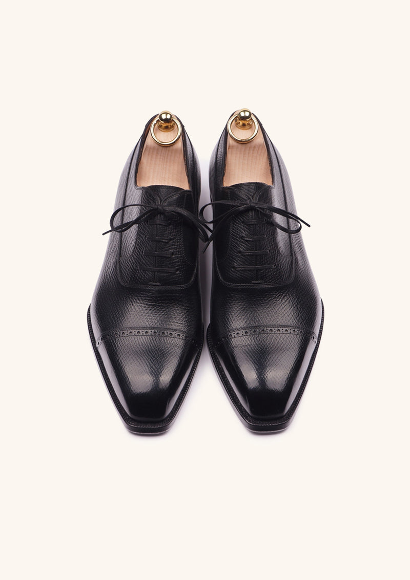 Black Oxford with Brogued Cap Toe