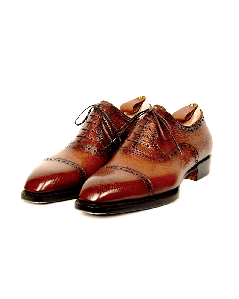Replica Semi-brogued cap toe Oxfords with a Thin Rubber Sole